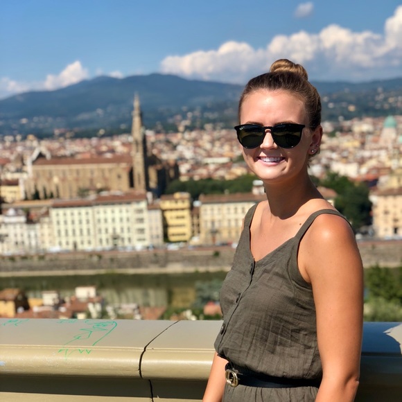 Meet your Posher, Allison - Picture 4 of 6